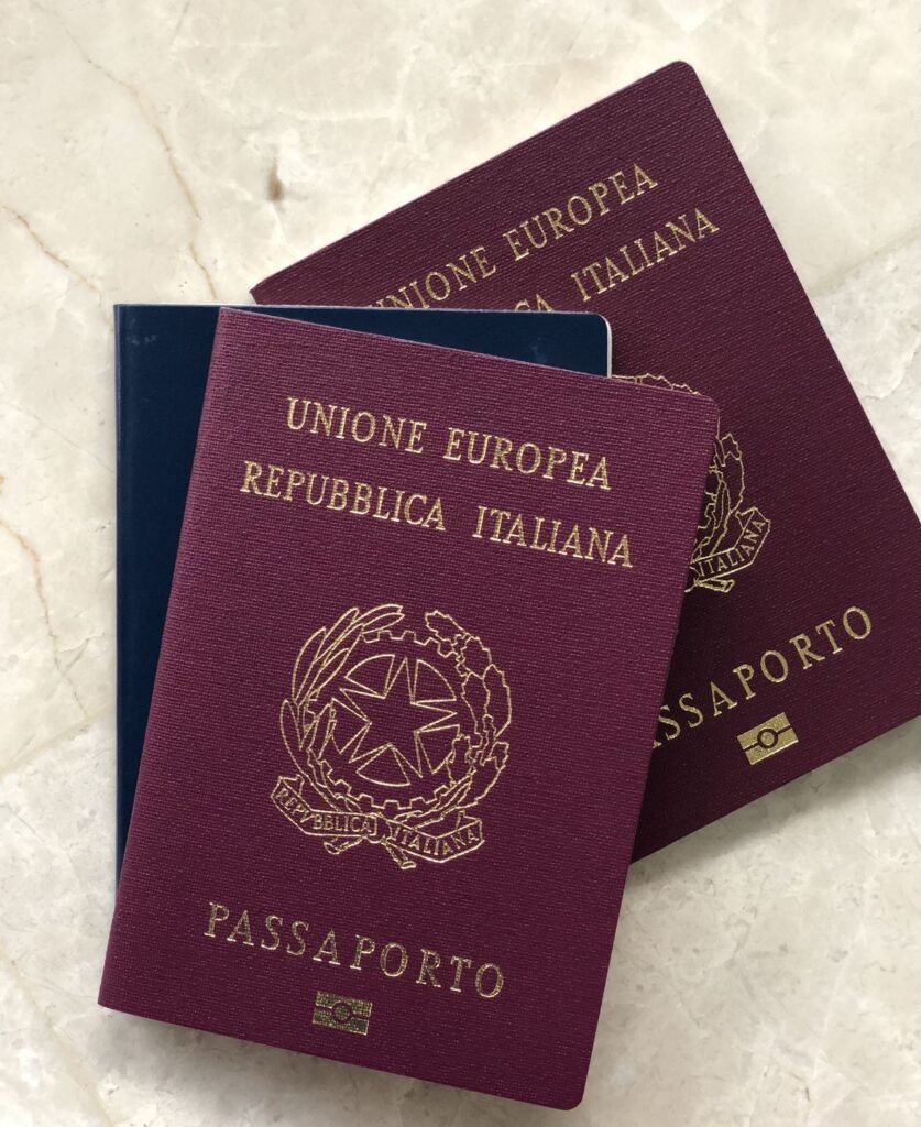 Real Italian passports for sale